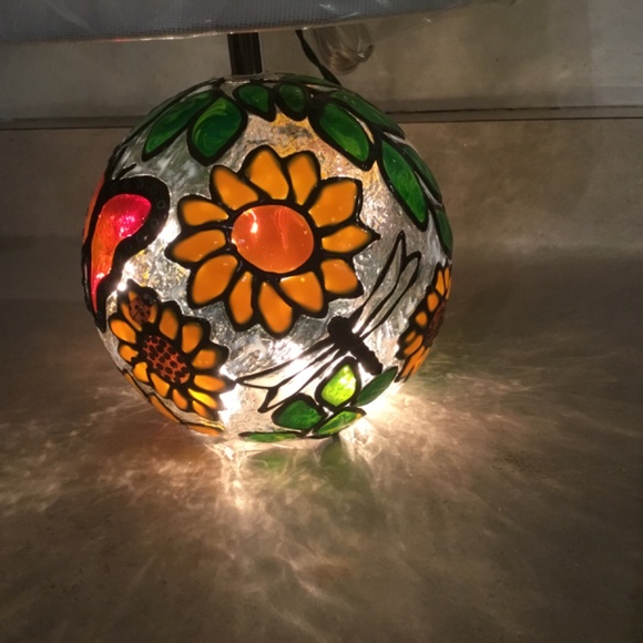 New Hand Painted Sunflowers, Butterfly and Dragonfly lamp - Picture 4 of 5